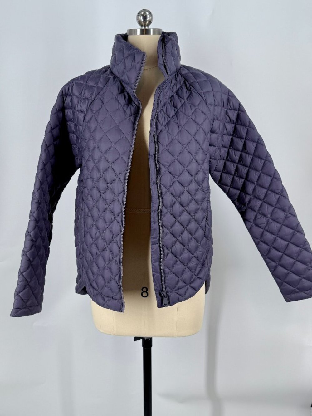 mint Athleta Whisper Featherless Puffer Jacket Small Dusk Violet Purple Quilted